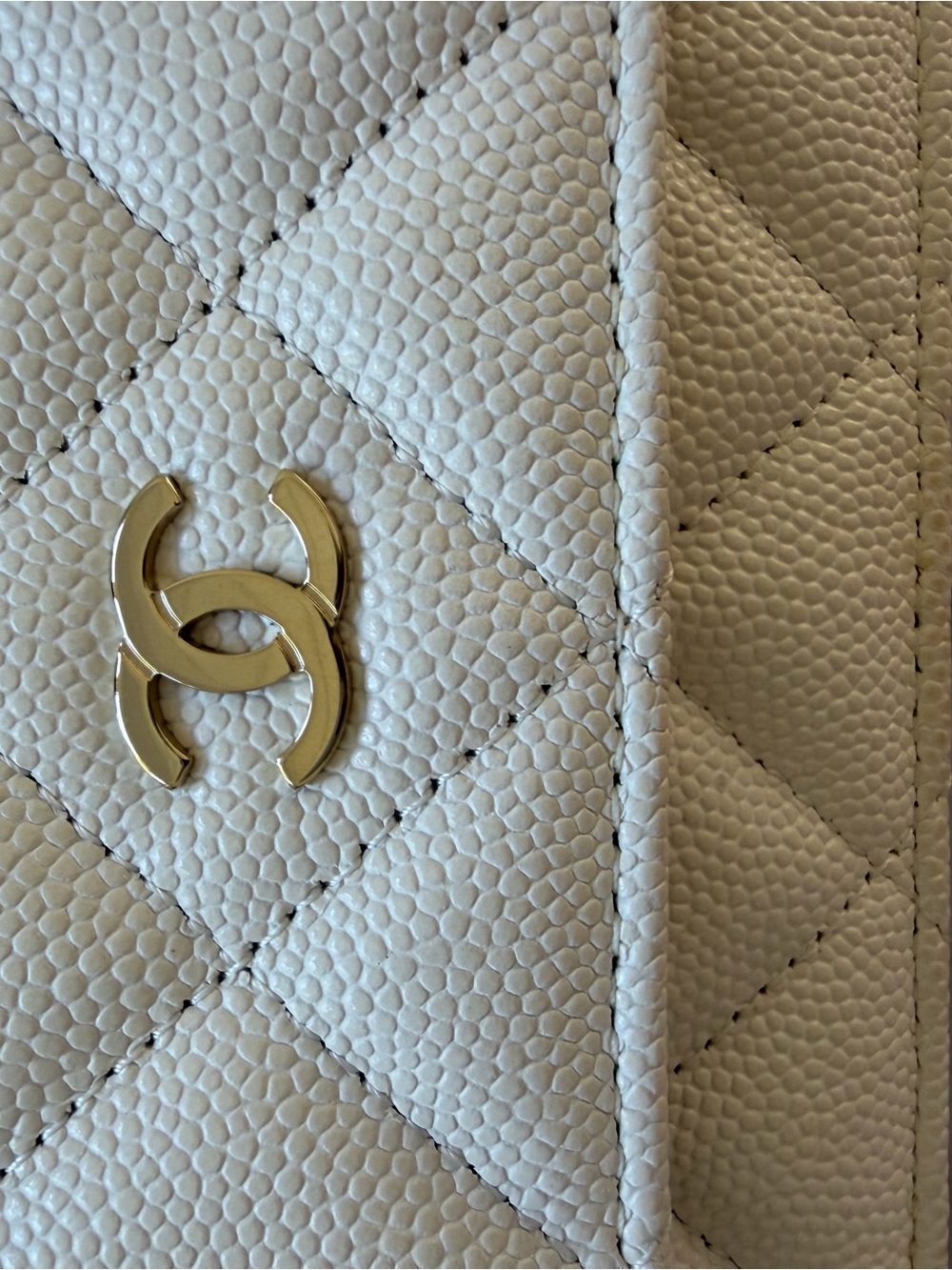 Chanel White Wallet on chain - Authentic - Picture 7 of 16